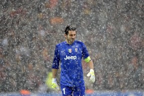 多米体育全站app-三线速递，76人外线风暴、纽卡足总杯备战、开拓者复出首秀